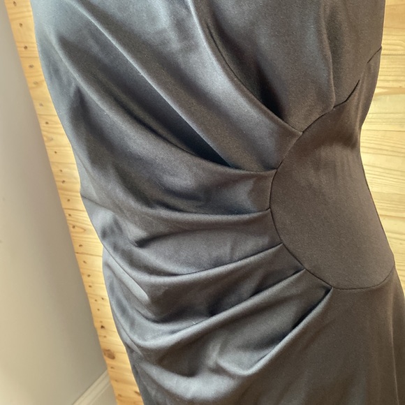 Figure flattering slimming dress. Asymmetrical neckline. Back zip. Stretchy - Picture 5 of 11